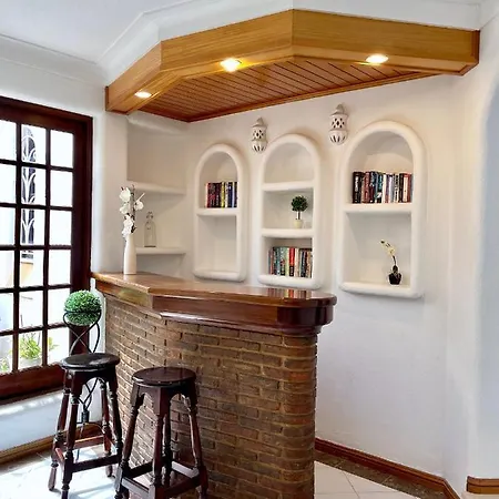 Cristina 9 アルブフェイラ