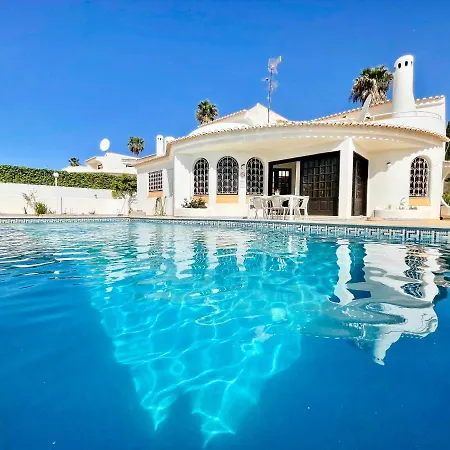 Cristina 9 בית נופש אלבופיירה