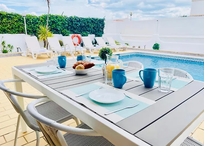 Cristina 9 אלבופיירה